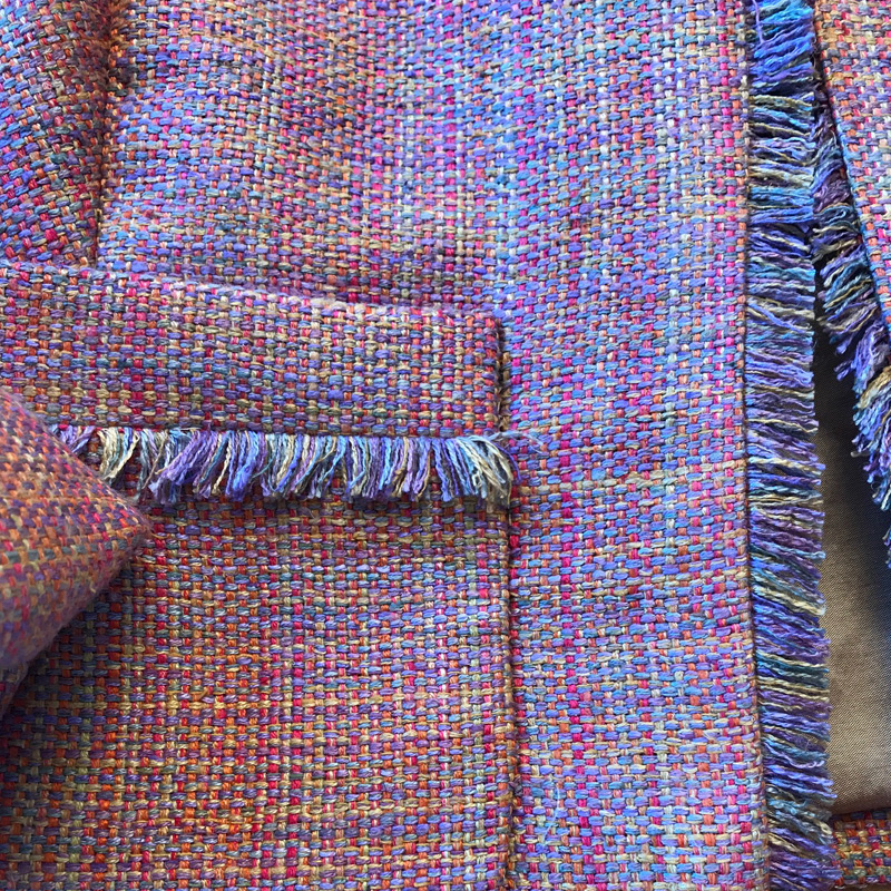 Detail Haute-Couture-Jacke mit Fransen