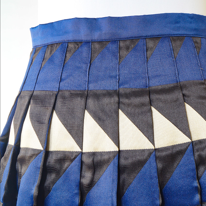 Detail: Falten-Rock, selbst genäht